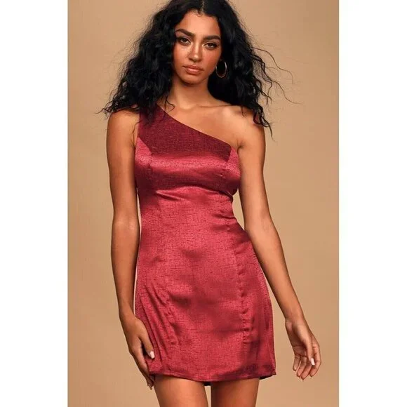 LULUS BNWT Women Sz Xlarge "Lisette" One Shoulder Satin Burgundy Dress - Picture 7 of 7